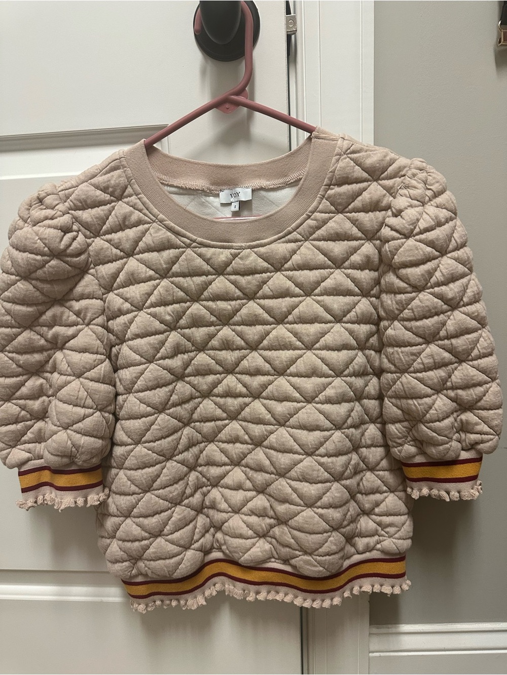 VOY Small Taupe Quilted Puff-Sleeve Sweatshirt